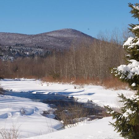 Sun & Ski Inn And Suites Stowe Extérieur photo