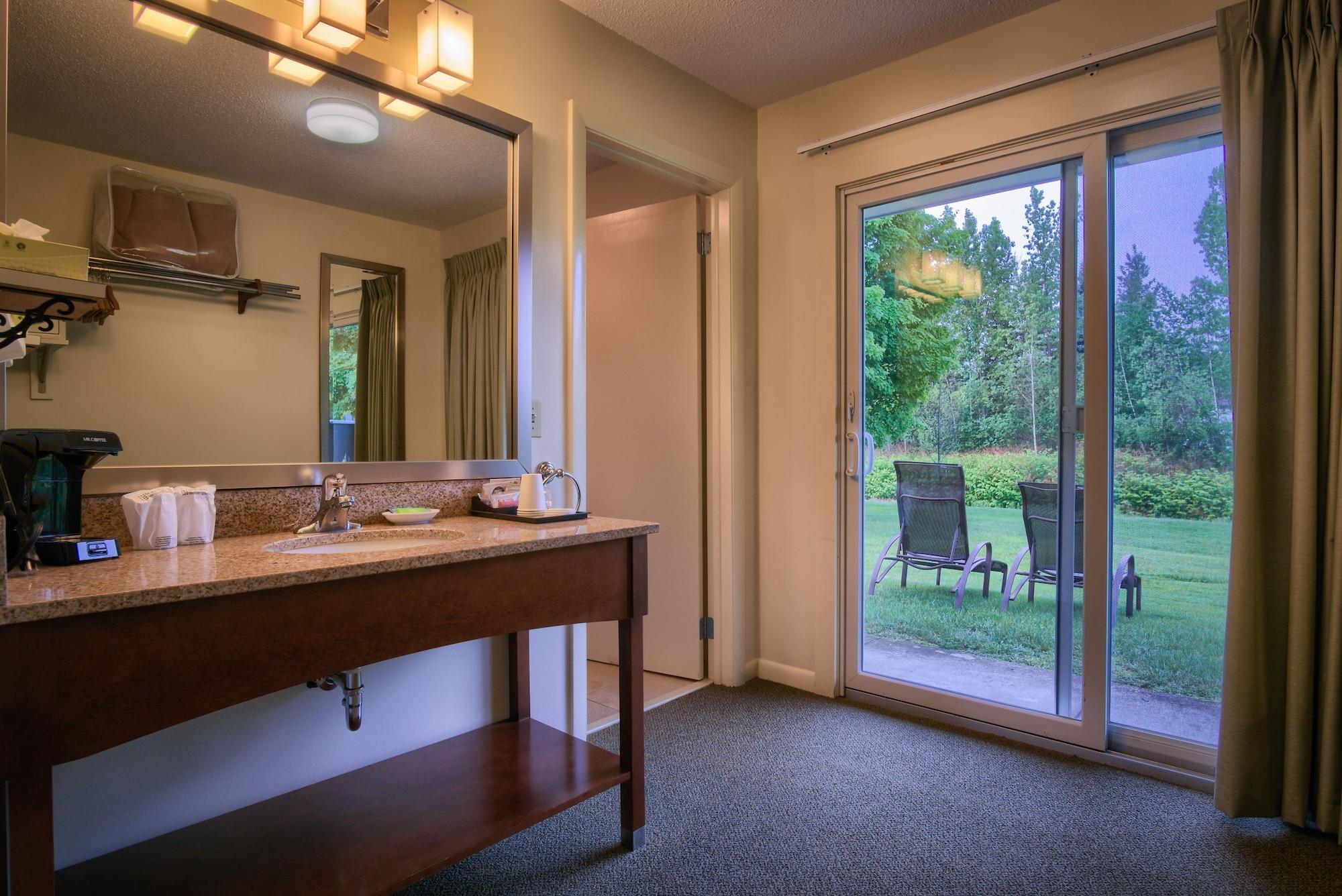 Sun & Ski Inn And Suites Stowe Extérieur photo