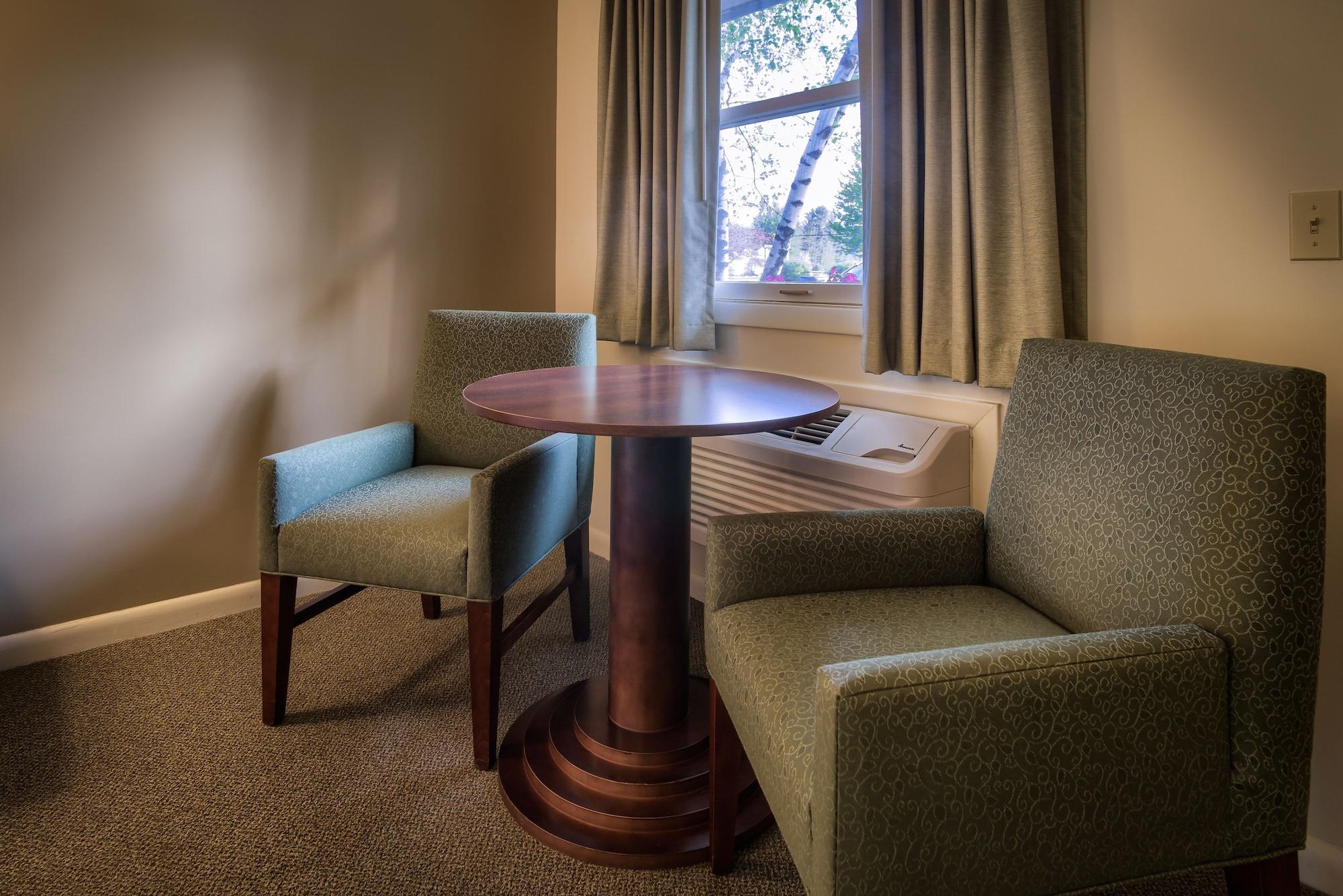Sun & Ski Inn And Suites Stowe Extérieur photo