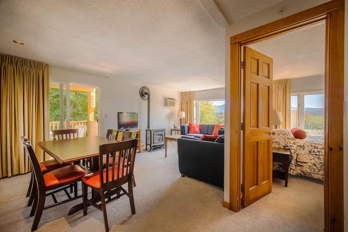 Sun & Ski Inn And Suites Stowe Extérieur photo