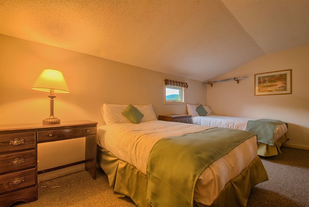 Sun & Ski Inn And Suites Stowe Extérieur photo