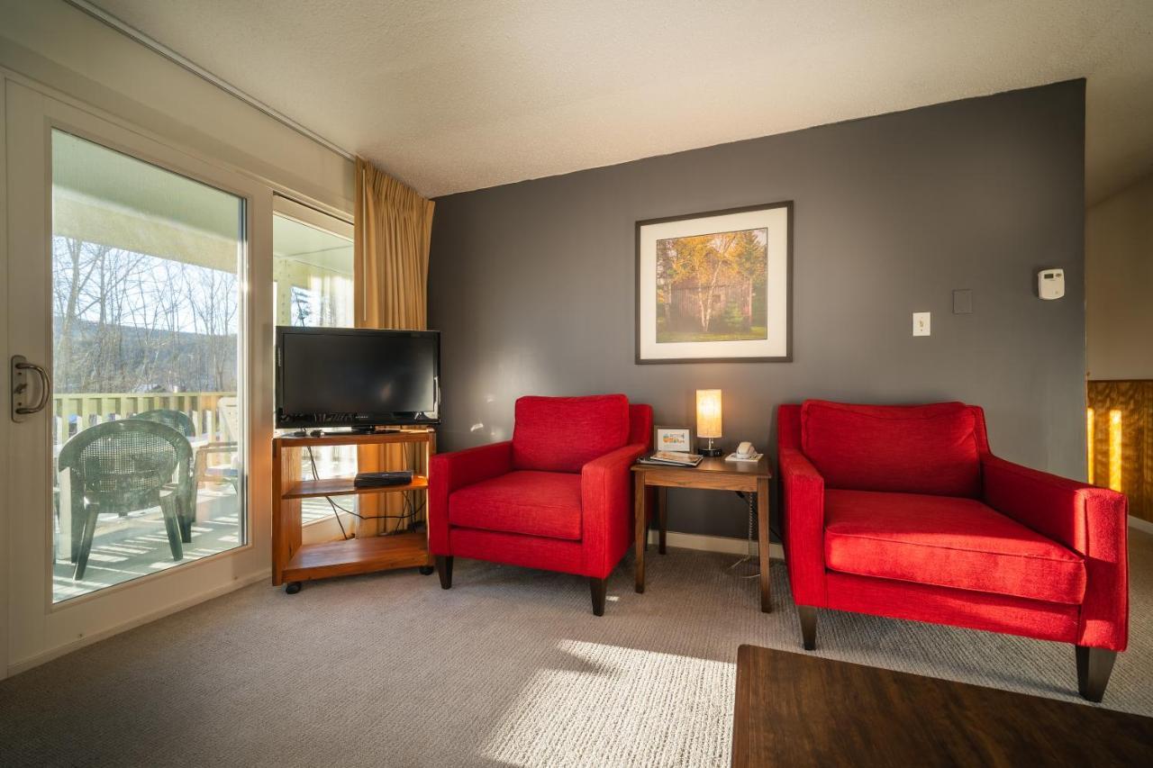 Sun & Ski Inn And Suites Stowe Extérieur photo