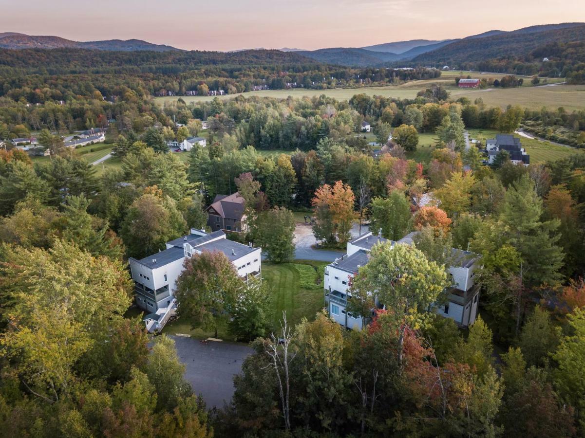 Sun & Ski Inn And Suites Stowe Extérieur photo